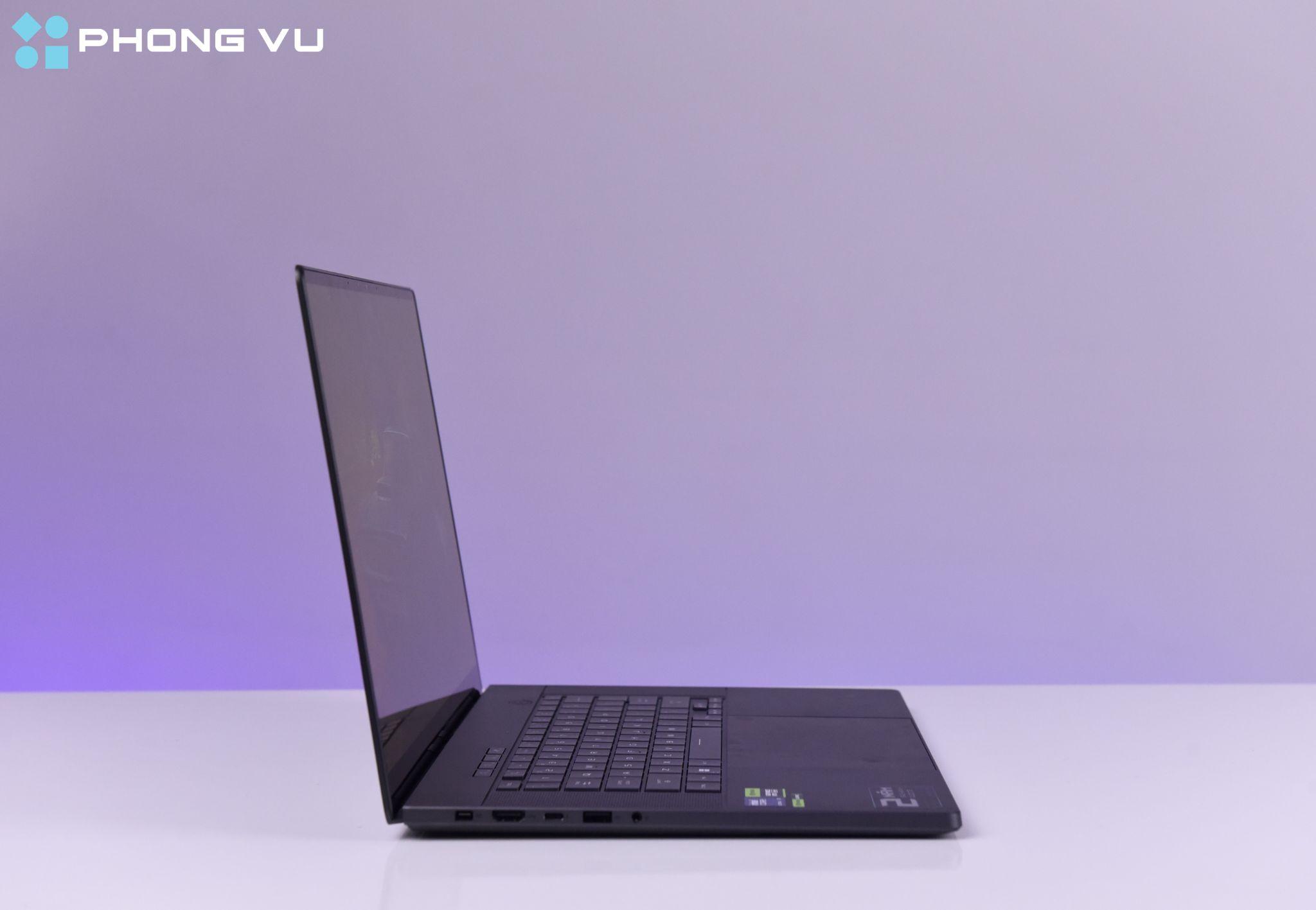 ASUS ROG Zephyrus G16 GU605MI-QR116W được trang bị đầy đủ các cổng kết nối