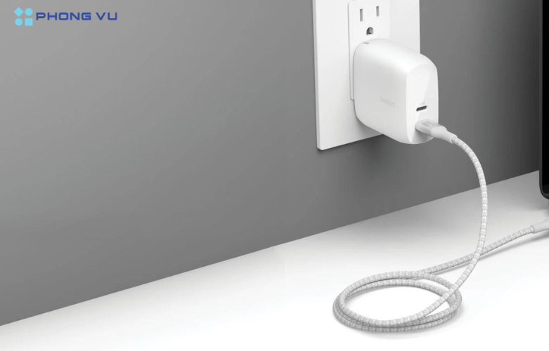 Sạc nhanh lên đến 240W