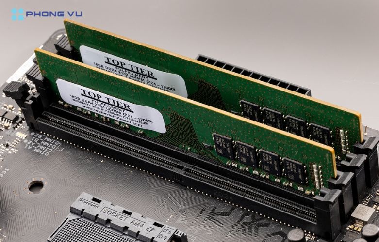 RAM (Random Access Memory) đóng vai trò quan trọng trong việc đảm bảo máy tính hoạt động mượt mà