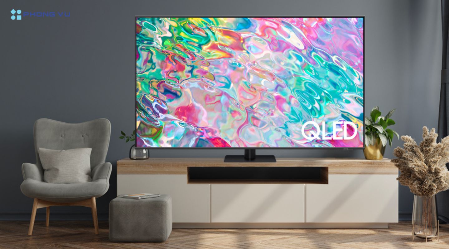 Chân đế Smart Tivi Samsung 4K QLED thanh lịch, cứng cáp