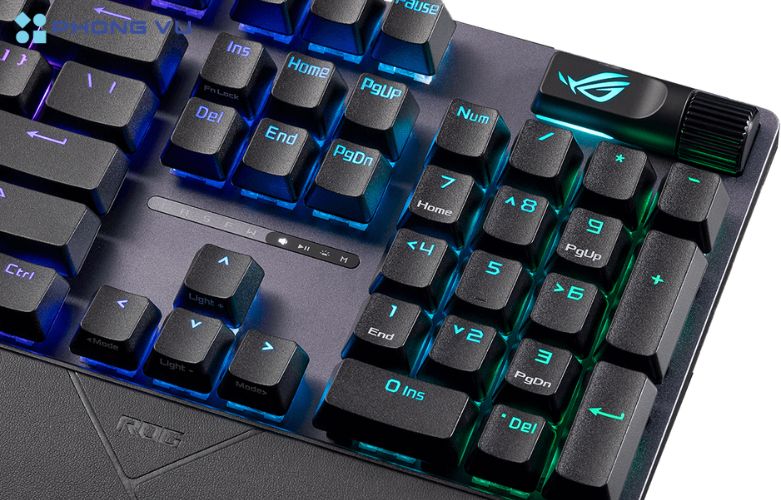 Đèn RGB có thể hiệu chỉnh màu sắc tùy ý người dùng