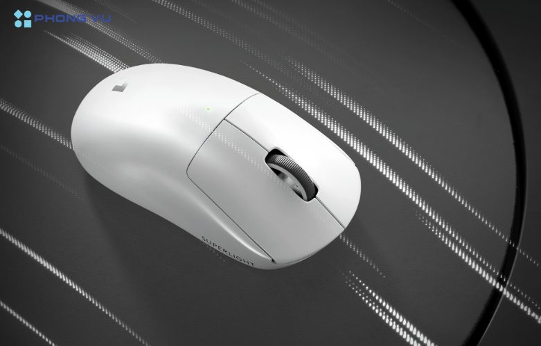 Một trong những cải tiến đáng chú ý của Logitech Pro X Superlight 2 là tuổi thọ pin lên đến 95 giờ