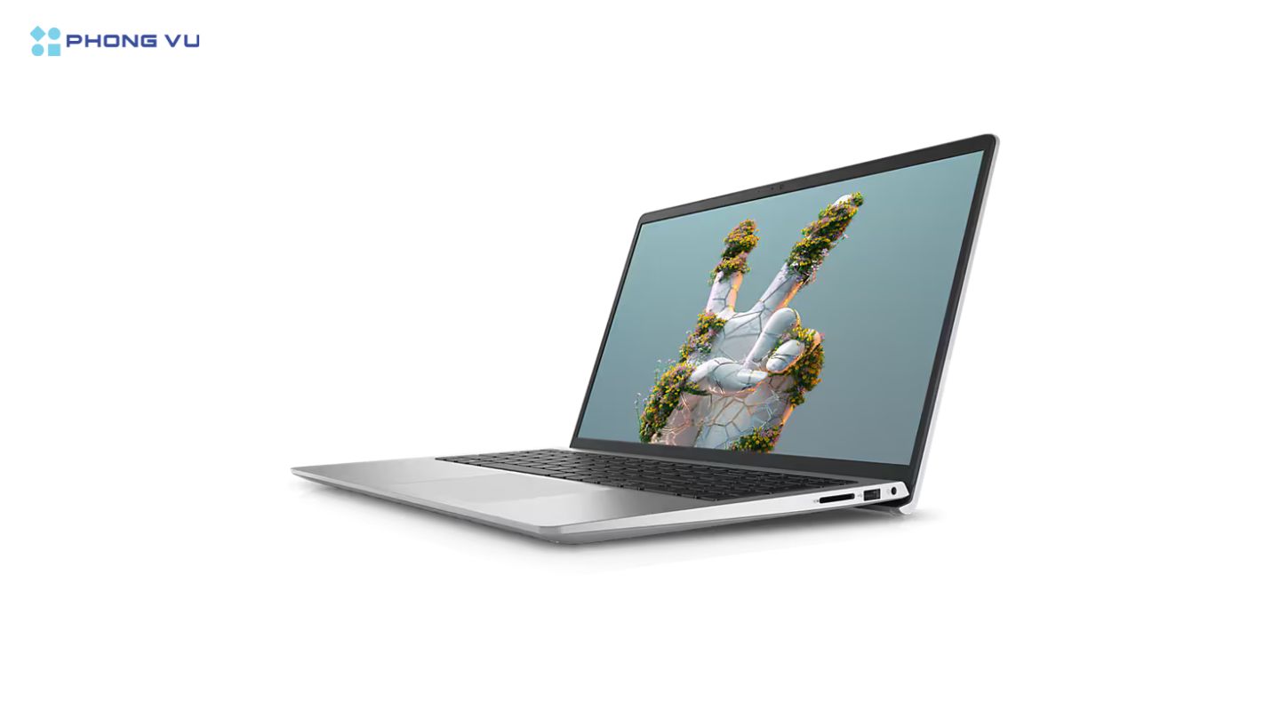 Thiết kế nhỏ gọn, tối ưu hóa trọng lượng của Dell Inspiron 3530 giúp người dùng dễ dàng mang theo
