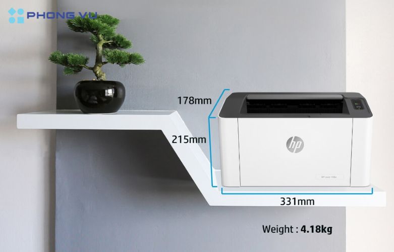 Máy in HP Laser 108w nhỏ gọn dễ dàng di chuyển đến bất cứ đâu trong văn phòng