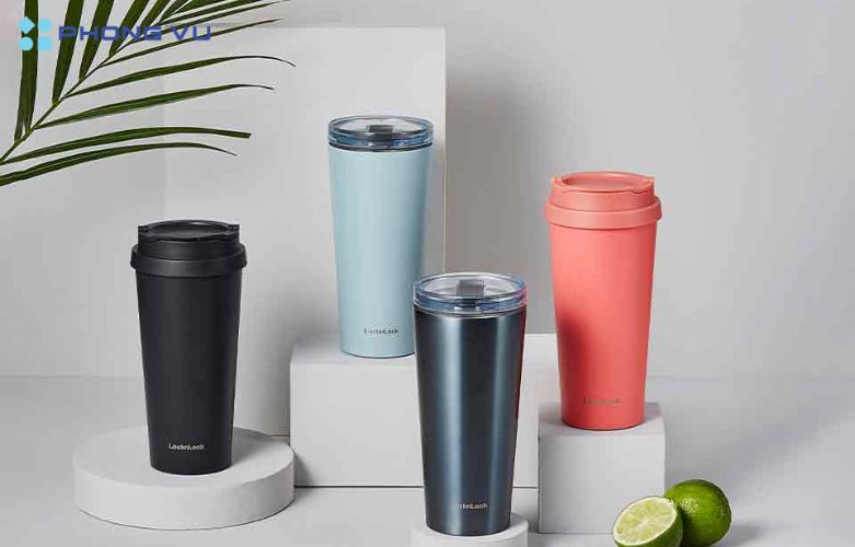 Thay vì sử dụng chai nhựa dùng một lần, bạn có thể sử dụng bình giữ nhiệt nhiều lần, giảm thiểu lượng rác thải nhựa và bảo vệ hành tinh xanh