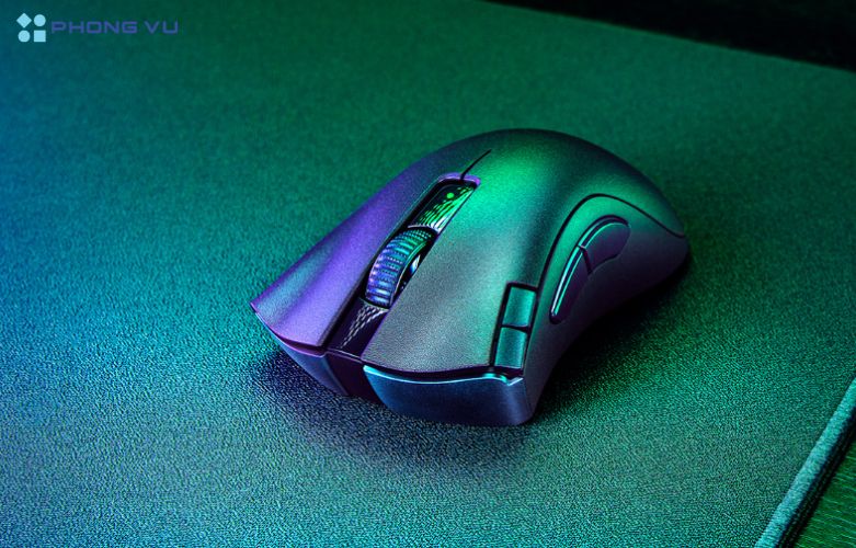 Razer DeathAdder V2 X HyperSpeed được thiết kế theo phong cách công thái học