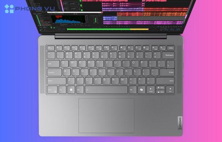 Camera trên Laptop Lenovo Yoga Slim 7-14IMH9 - 83CV008EVN còn có E-shutter, màn đóng vật lý, đảm bảo quyền riêng tư tuyệt đối khi không sử dụng webcam