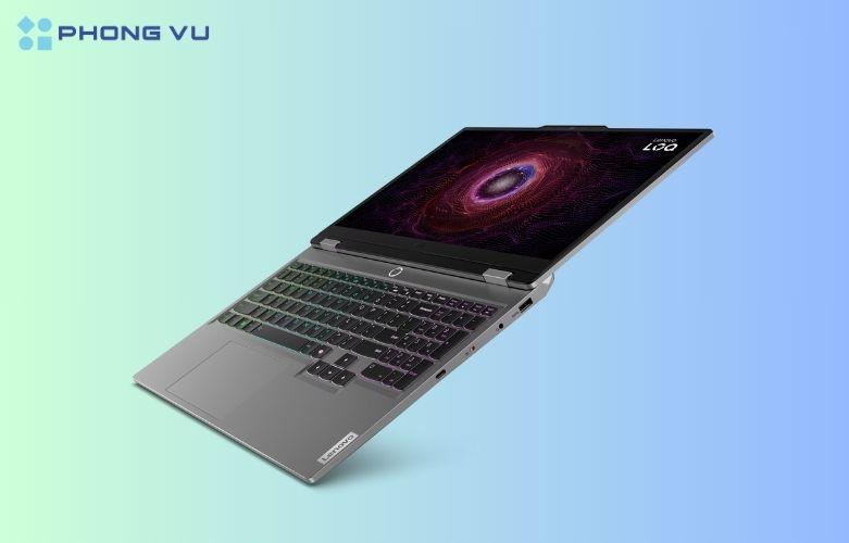 Laptop Lenovo LOQ 15ARP9 - 83JC00HXVN mang thiết kế cứng cáp, tản nhiệt tốt nhờ các khe thoáng khí được tối ưu