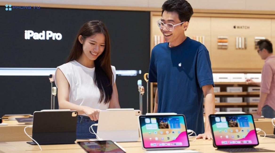 iPad Pro M4 có 11 và 13 inch, hai màu Bạc và Đen Không Gian