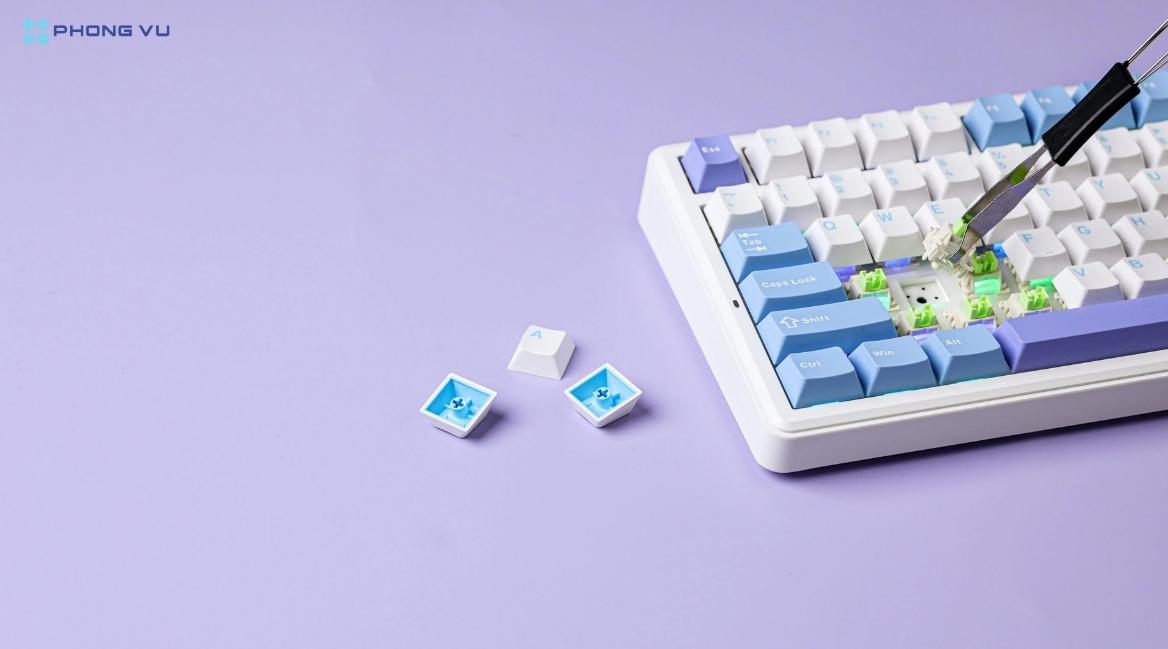 Keycap của AULA F75 được sản xuất từ chất liệu PBT (Polybutylene Terephthalate)