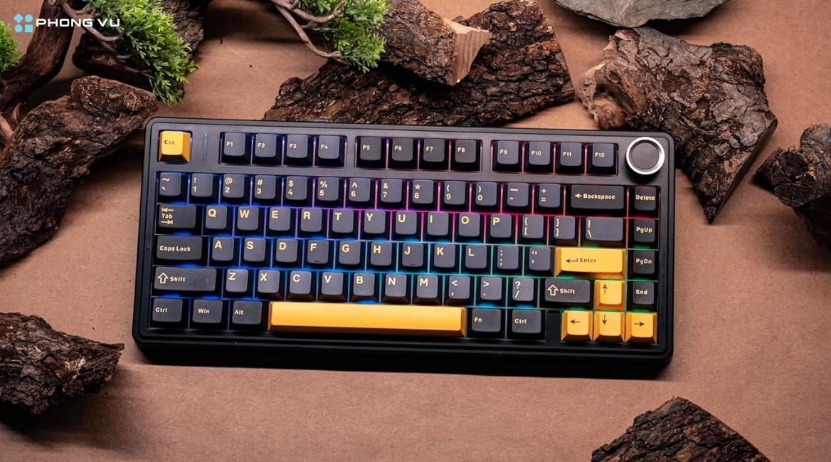 Thiết kế compact 75% nhỏ gọn và LED RGB 16.8 triệu màu