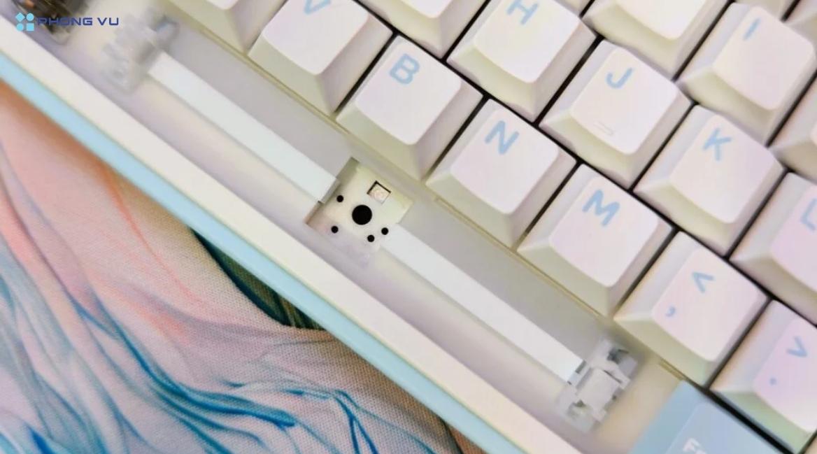 AULA F75 sở hữu cấu trúc gasket mount cùng hệ thống 5 lớp đệm