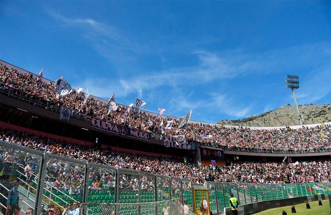 Палермо признан банкротом/twitter.com/palermocalcioit