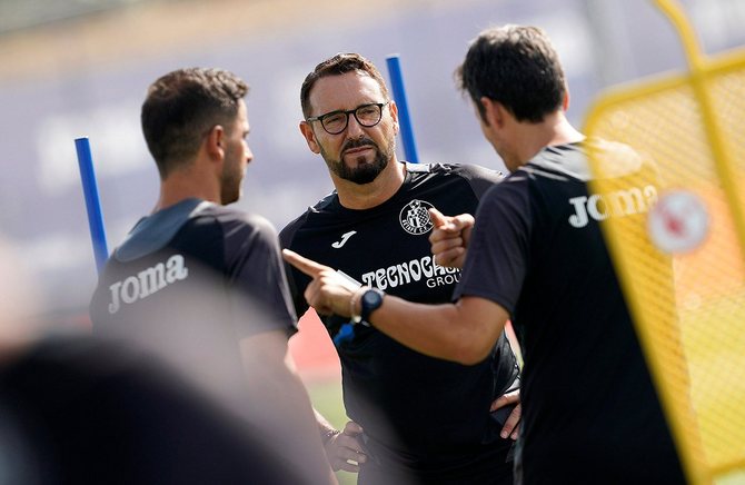 Хетафе ошибочно объявил о смерти своего тренера // getafecf.com