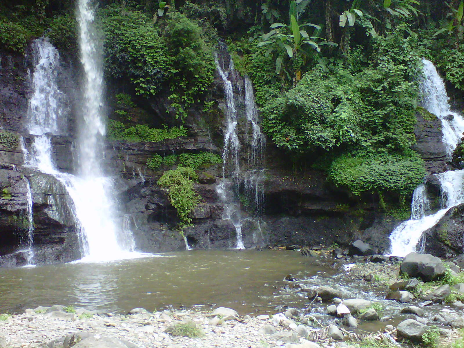 10 Tempat Wisata di Garut yang Menawan - TempatWisataUnik.com