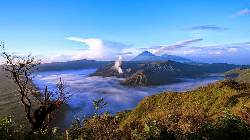 26 Tempat Wisata Di Jawa Timur Yang Memikat