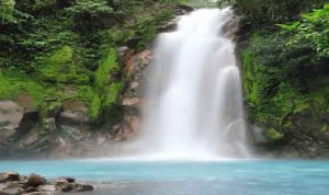 Air-Terjun-Lae-Gecih-Aceh-Singkil