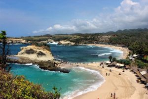 Pantai Klayar wisata di pacitan