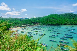 Pantai Tawang wisata di pacitan