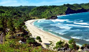 Pantai Srau wisata di pacitan