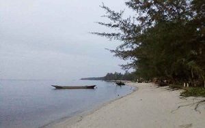 16 Tempat Wisata Pantai Di Kalimantan Tengah Yang Wajib