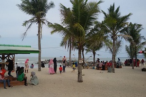 Keindahan Pantai Batu Bedaun Yang Wajib Dikunjungi