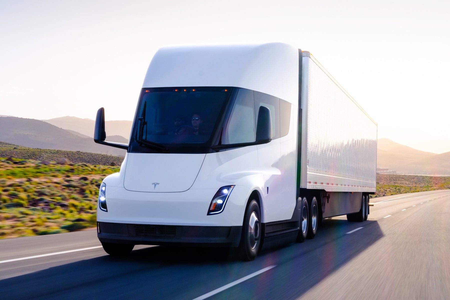 Tesla Semi: la larga espera del camión eléctrico
