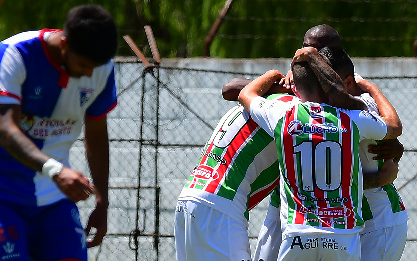 Final del Campeonato de Fútbol Uruguayo en Montevideo, Uruguay