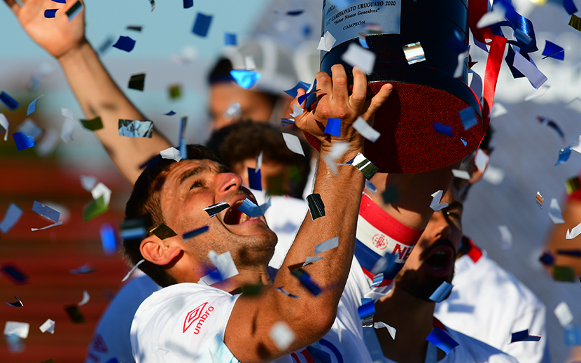 Nacional goleó 3-0 Wanderers con triplete de Gonzalo Bergessio por el  Campeonato Uruguayo, Deportes