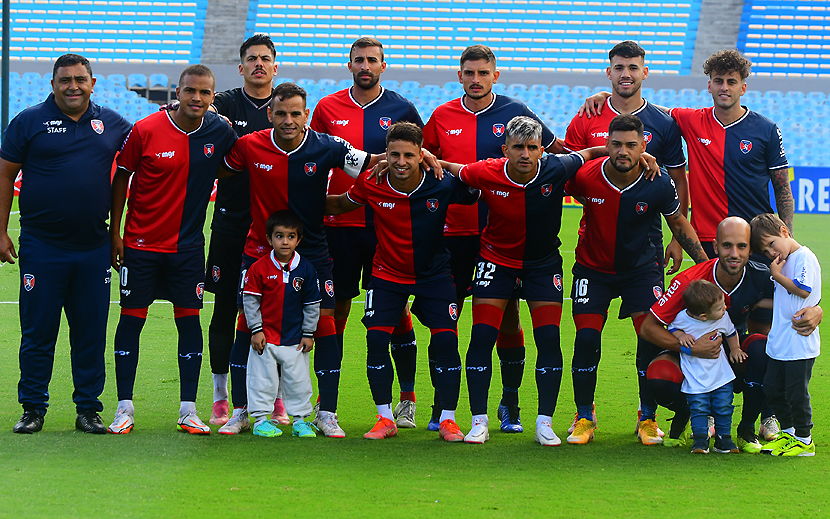 Tenfield.com » Uruguayo 2022: el equipo de la gente