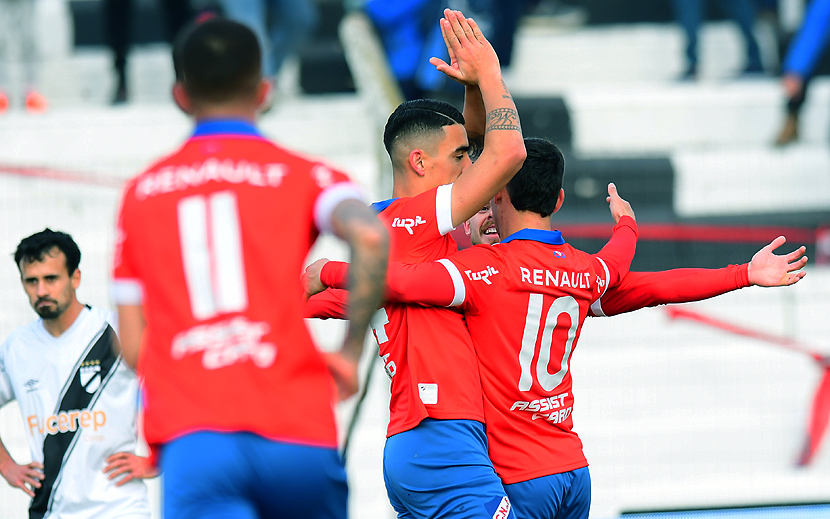 Tenfield.com » Tercera División: Nacional campeón de la Tabla Anual