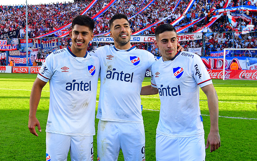 Nacional y Peñarol lideran el Clausura, Plaza Colonia la Tabla