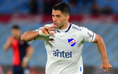 Tenfield.com » Luis Suárez con el brazalete