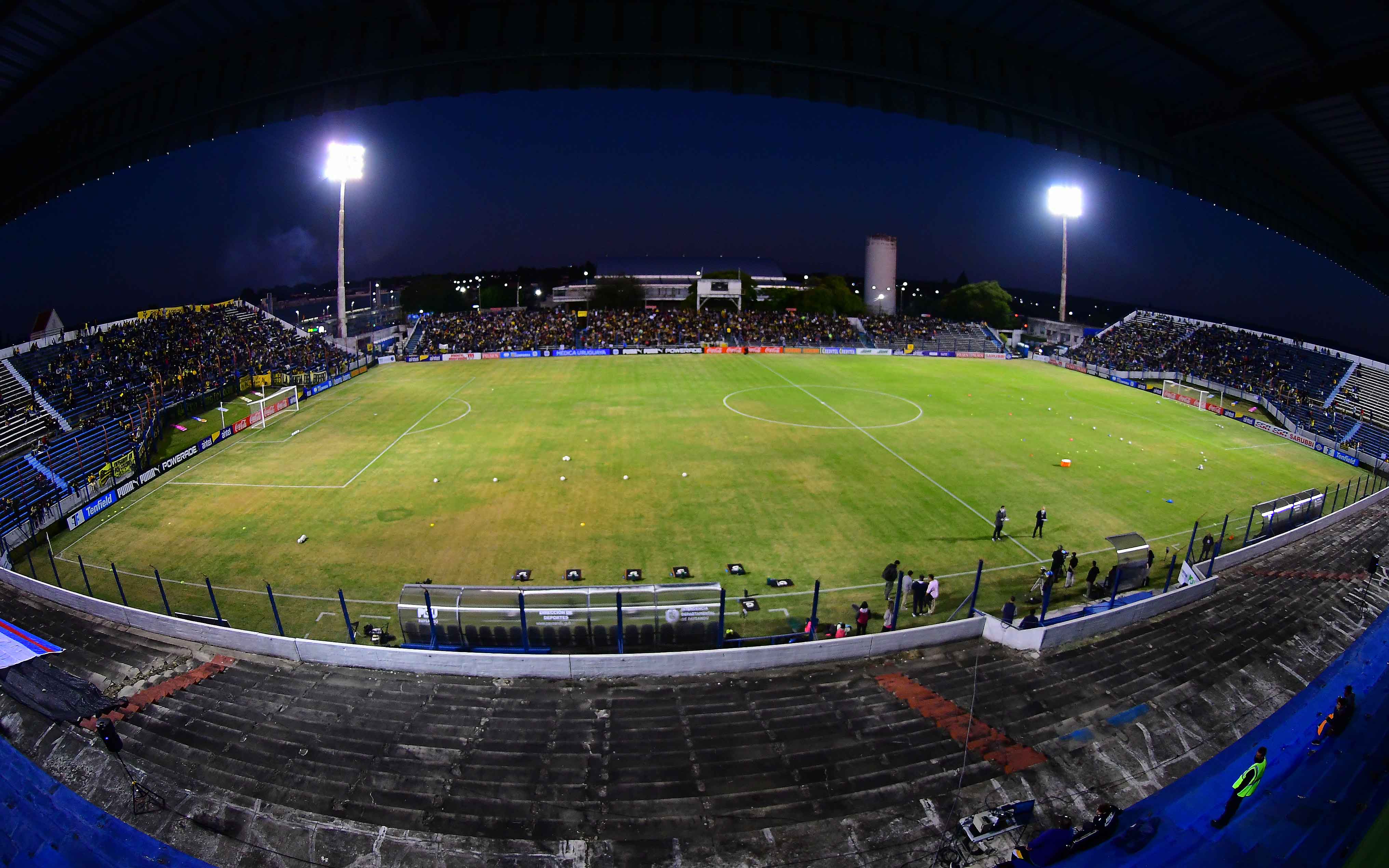 Hoy juega #Uruguay 👕! 🏟 Estadio - Club Atlético Peñarol