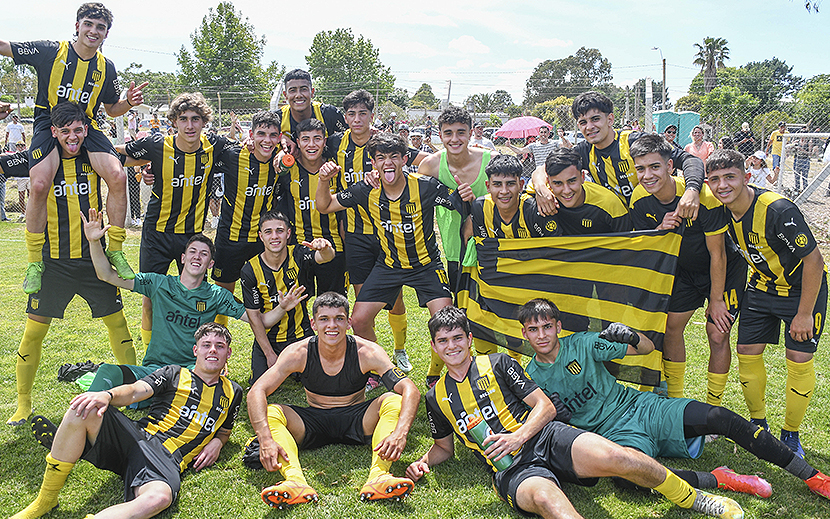 Tenfield.com » Formativas: Defensor Sporting, campeón uruguayo sub 14