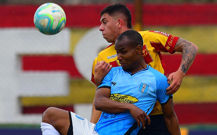 Comenzó hoy el fútbol en Uruguay con seis partidos