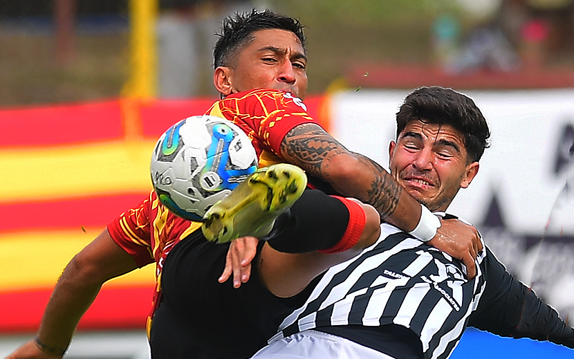 Tenfield.com » Fútbol playa: Uruguay perdió contra los mejores