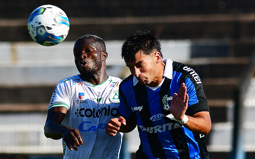 Nacional empató con Fénix 2 a 2 en el cierre de la Fecha 9 del Clausura