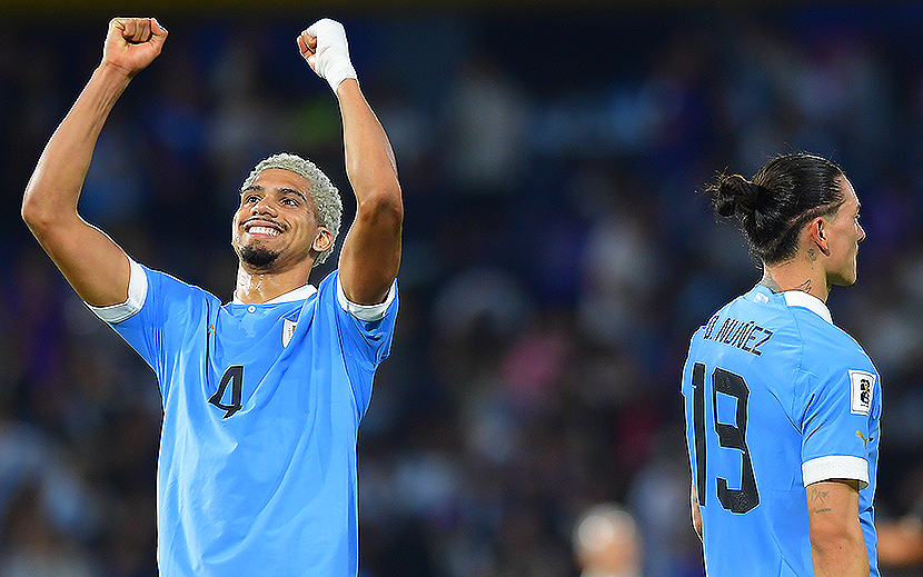 Tenfield.com » Hoy como hace 116 años y 107 días juega Uruguay frente a  Argentina el gran partido internacional, el más antiguo del mundo