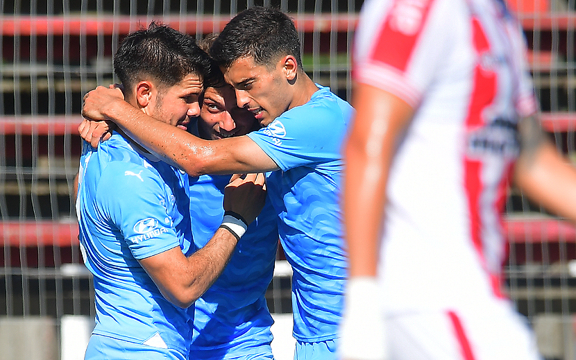 Racing de Montevideo logró un importante triunfo 2-0 ante Montevideo City  Torque