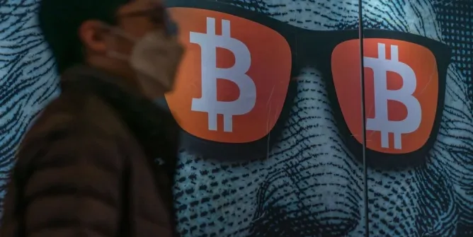 1_bitcoin_100k.webp