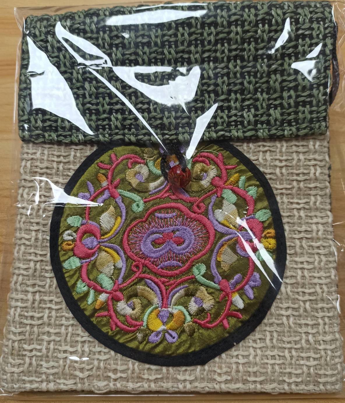 刺繡斜背包
