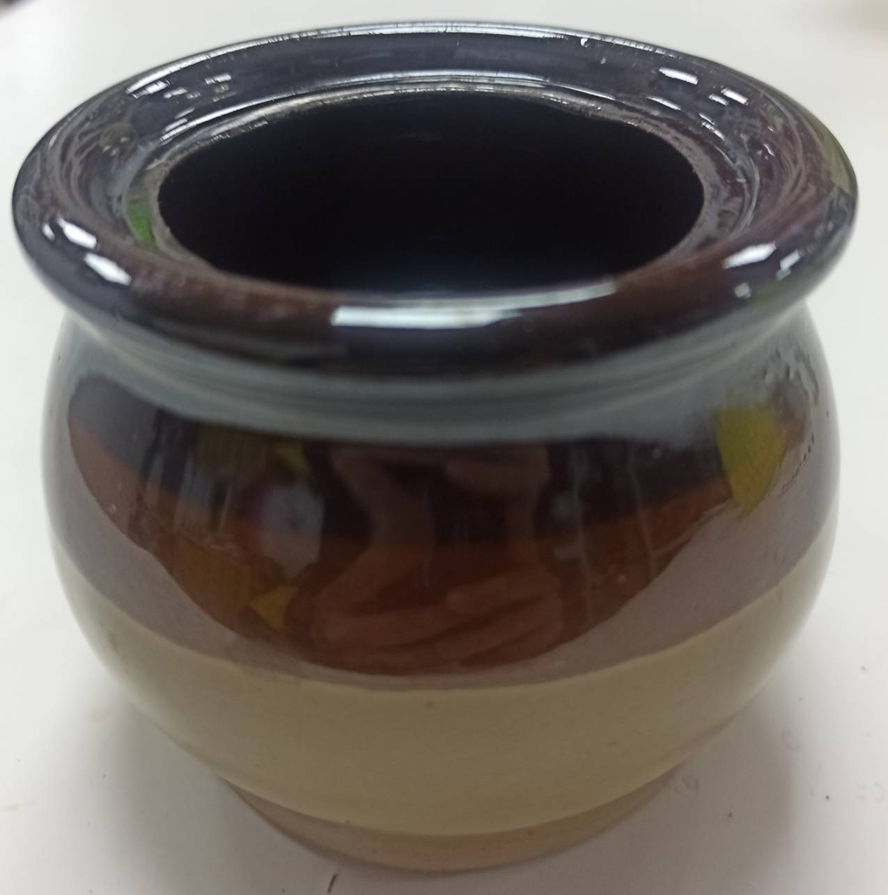 陶罐(缺蓋)