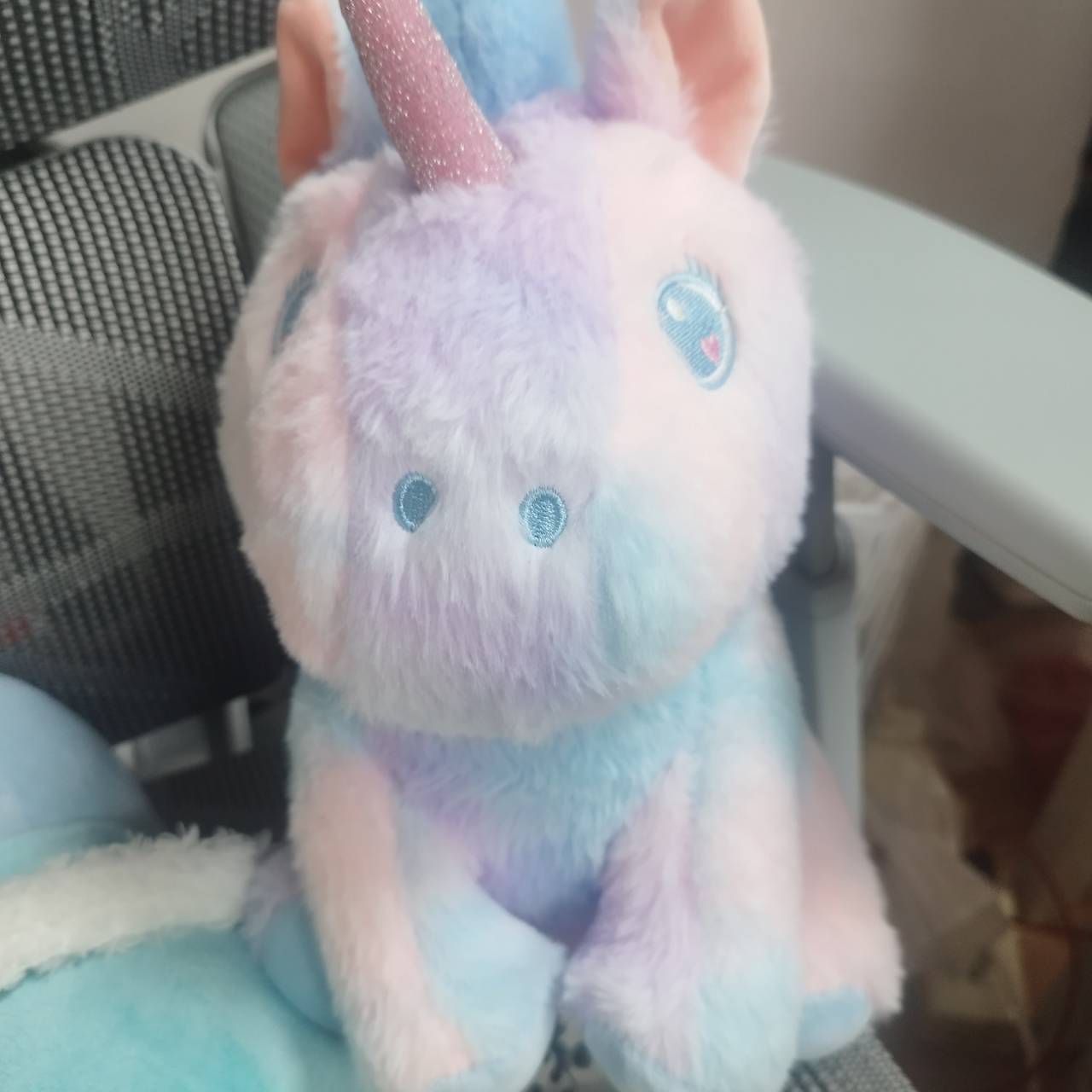 炫彩獨角仙