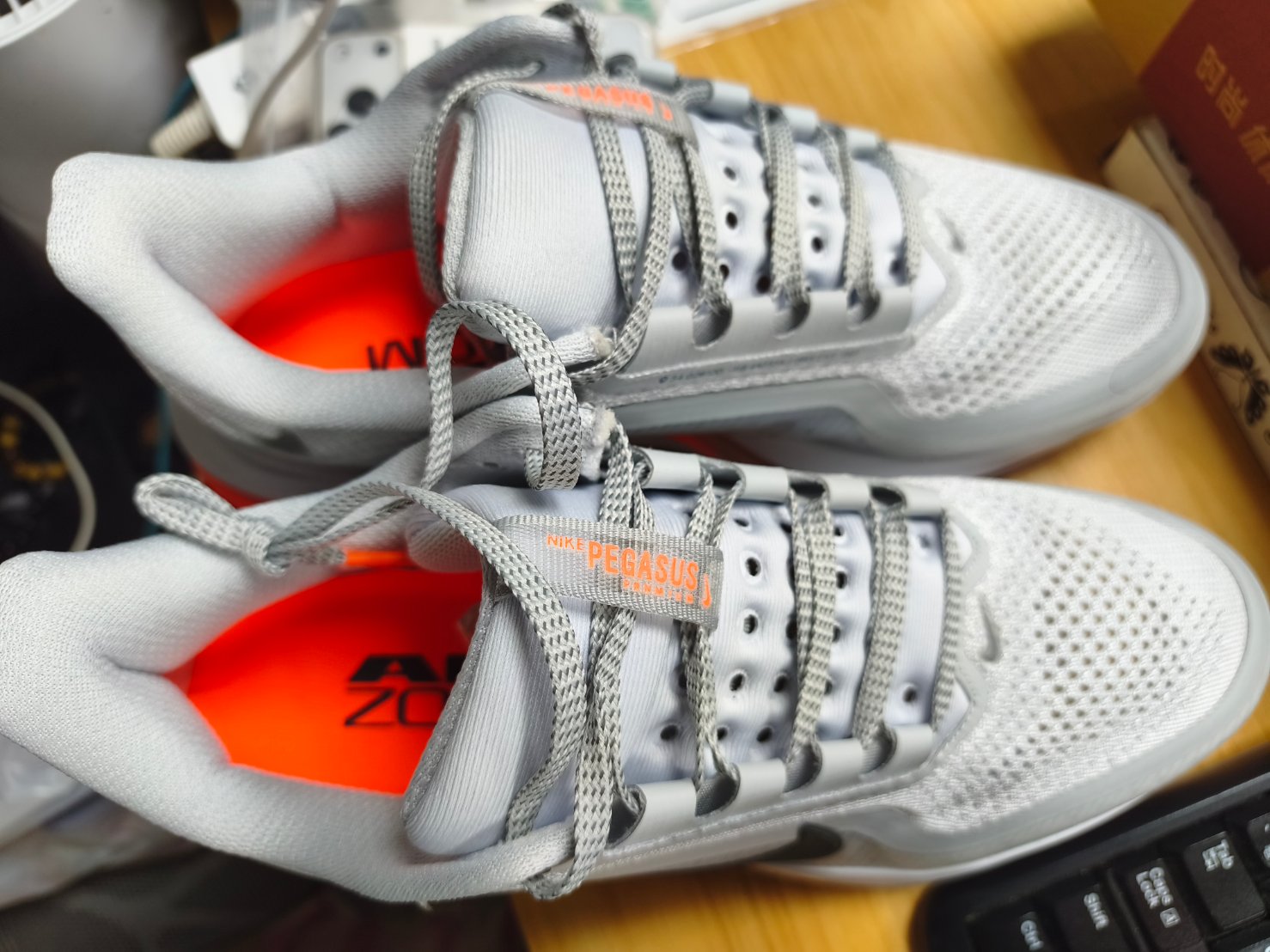 NIKE ZOOM 27半 - 28碼