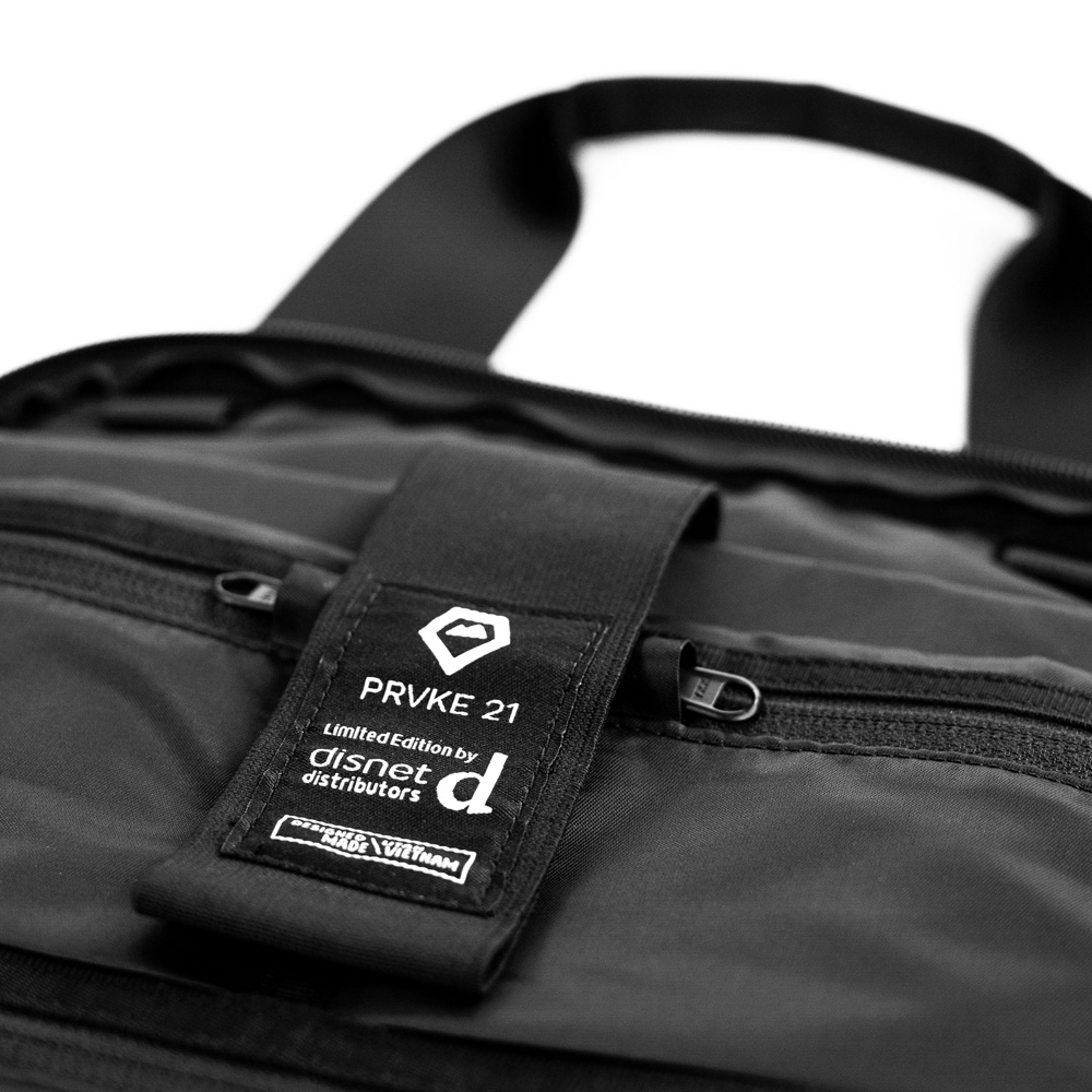 Disnet Grey WANDRD PRVKE 21L PhotoBundle