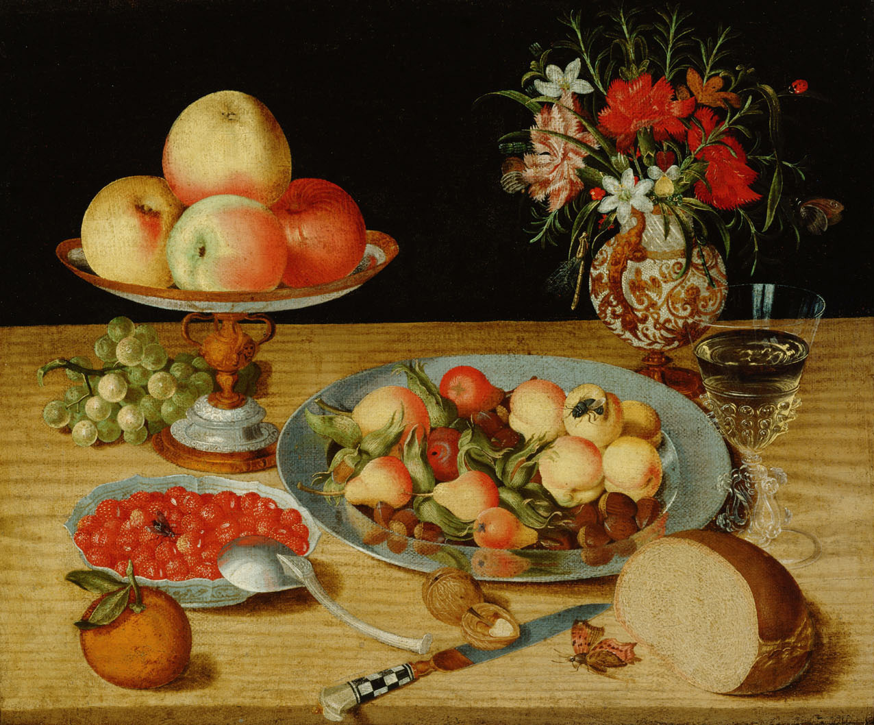 Isaak Soreau (?) | Stilleben mit Früchten, Weinglas und Blumenvase | Displayed motifs: Apple, Food, White dove, Flower, Vase, Table, Platter, 