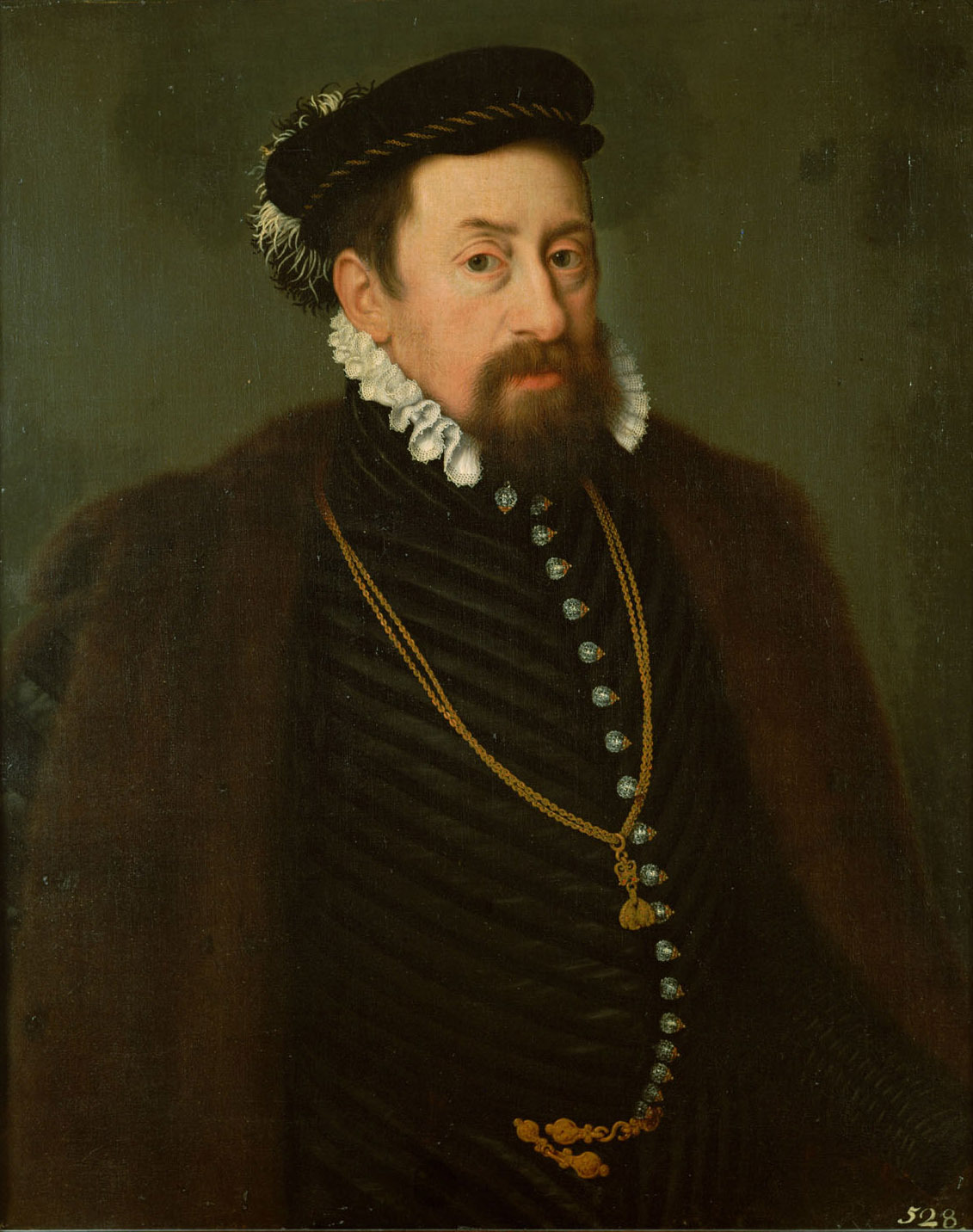 Anonym | Kaiser Maximilian II. (1527-1576) als etwa Vierzigjähriger | Displayed motifs: Human face, Necklace, Man, Clothing, Halo, Fashion accessory, Person, 