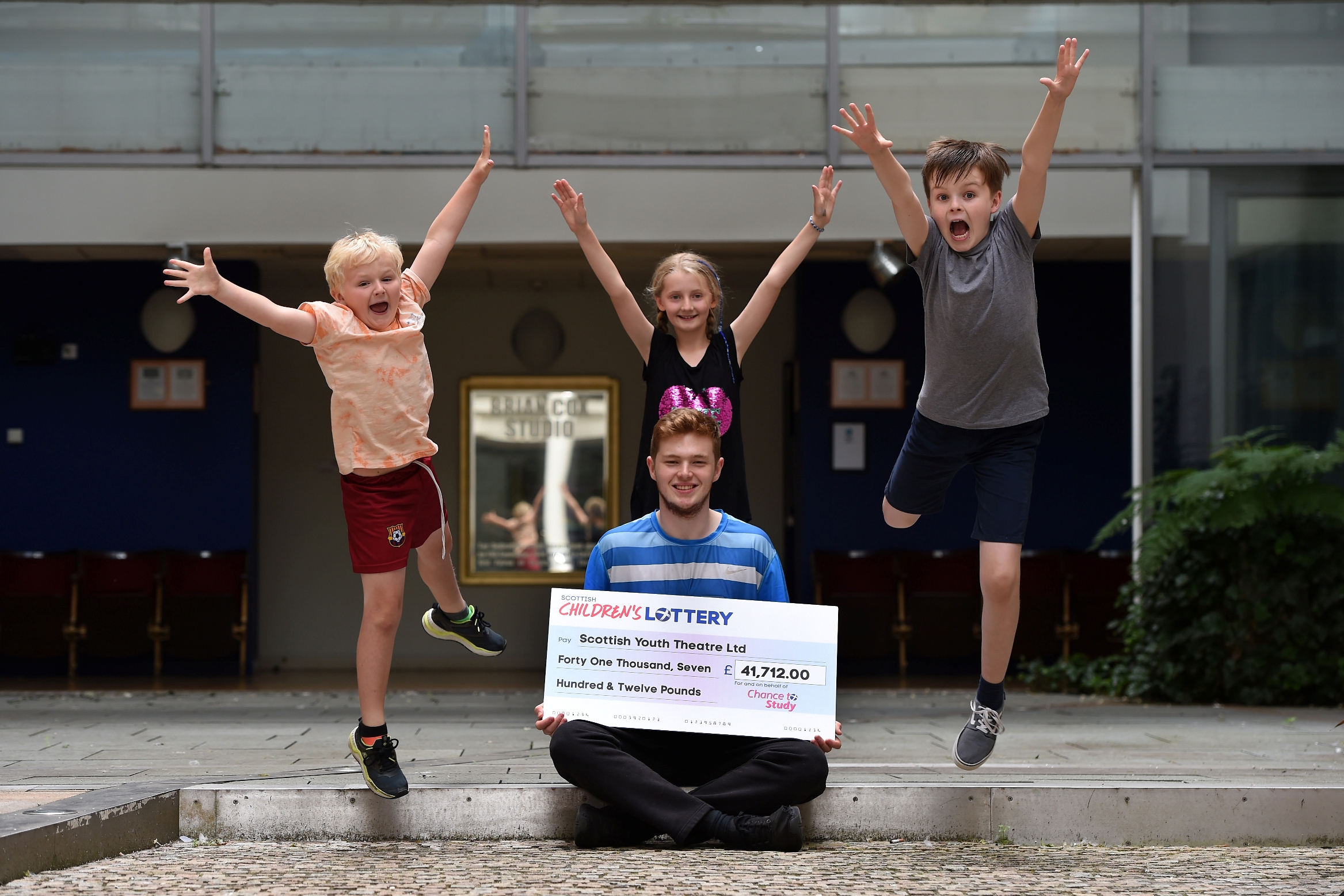 Scottish Youth Theatre reaches out to disadvantaged youth