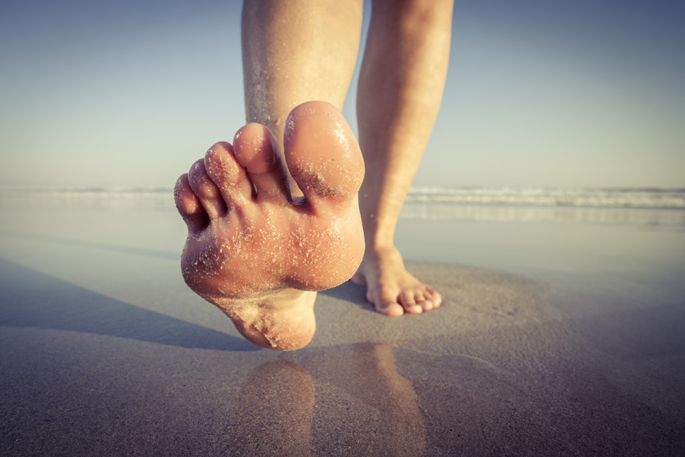 6. National Barefoot Day (1 June 2015)